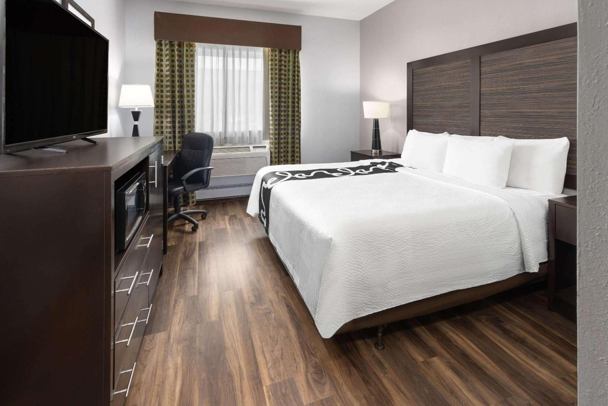 La Quinta Inn By Wyndham Buffalo Airport Williamsville Esterno foto