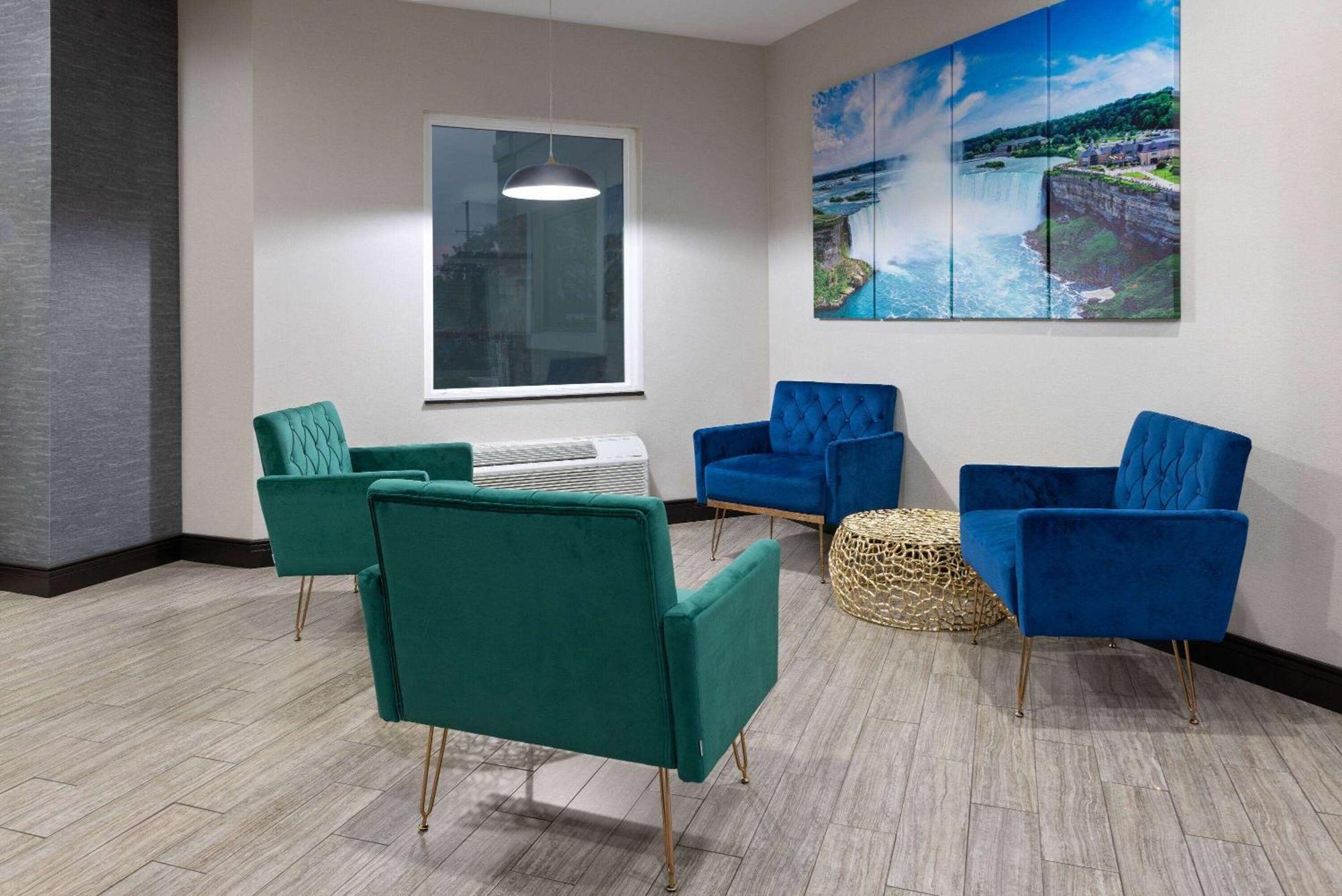 La Quinta Inn By Wyndham Buffalo Airport Williamsville Esterno foto